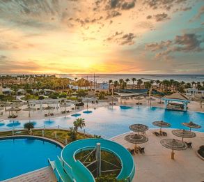 CORAL SEA HOLIDAY RESORT
